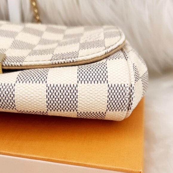 Louis Vuitton Favorite bag in Damier Azur with Box, added crossbody strap - Picture 9 of 17